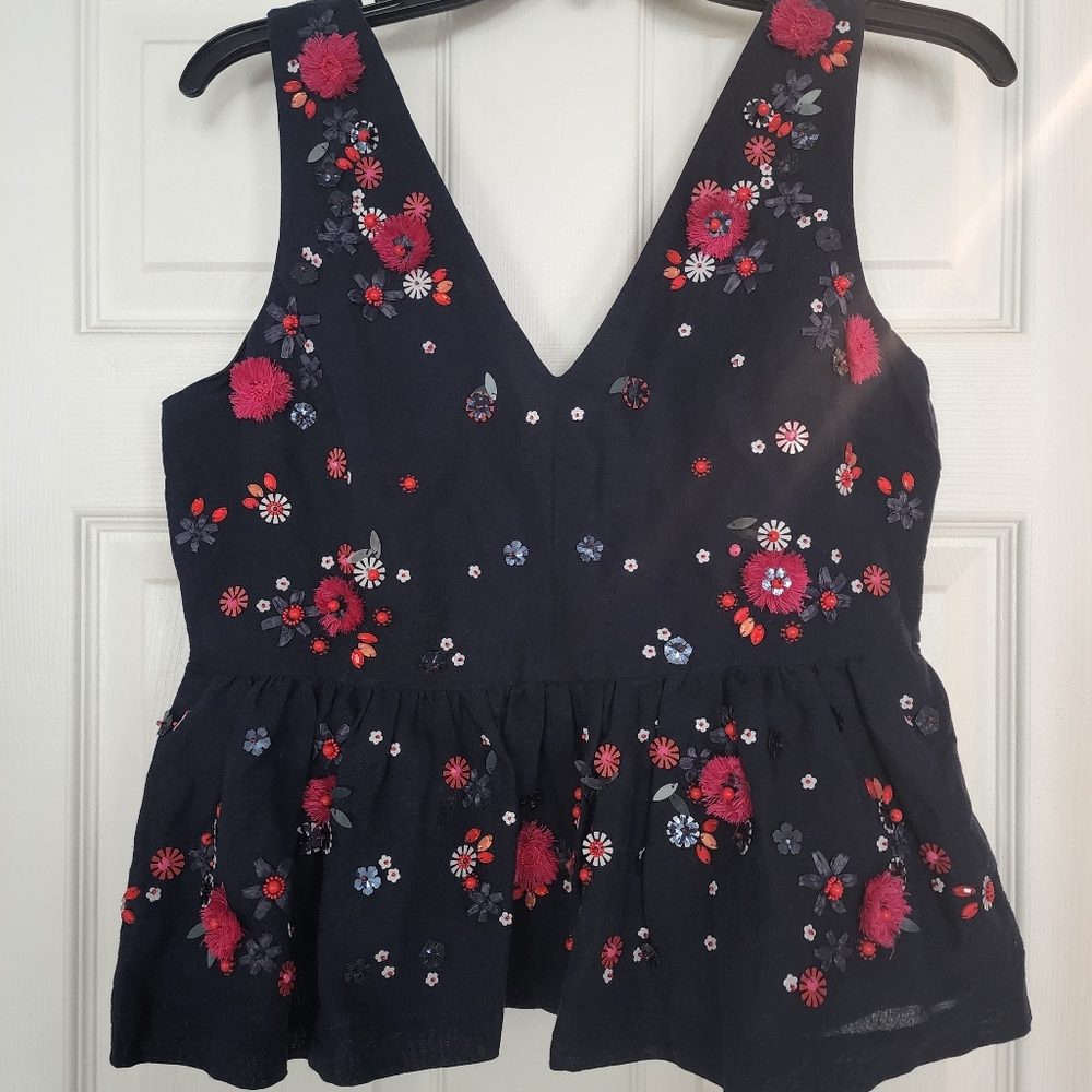 Jcrew size 4 pelpum V neck beaded back zipped line top - Picture 4 of 4